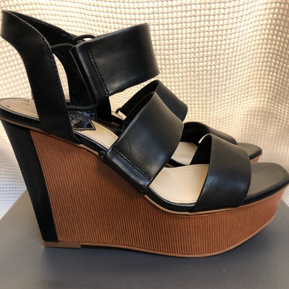 Vince Camuto High Sandals NEW in box - Picture 3 of 6